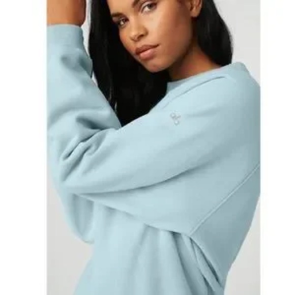 Alo Yoga Renown Heavyweight Free Time Crewneck Sweatshirt Pullover Light Blue - Picture 1 of 6